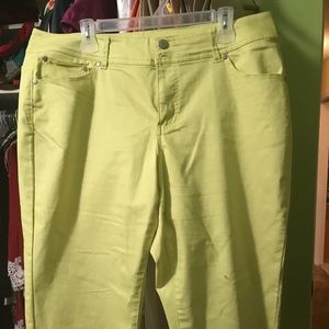 Green Capris size 18